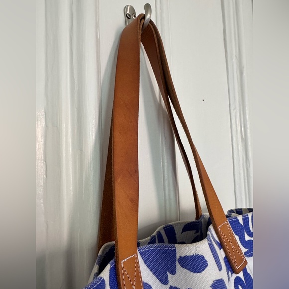 See Design Blue & White Printed Canvas Tote Bag - Picture 5 of 6